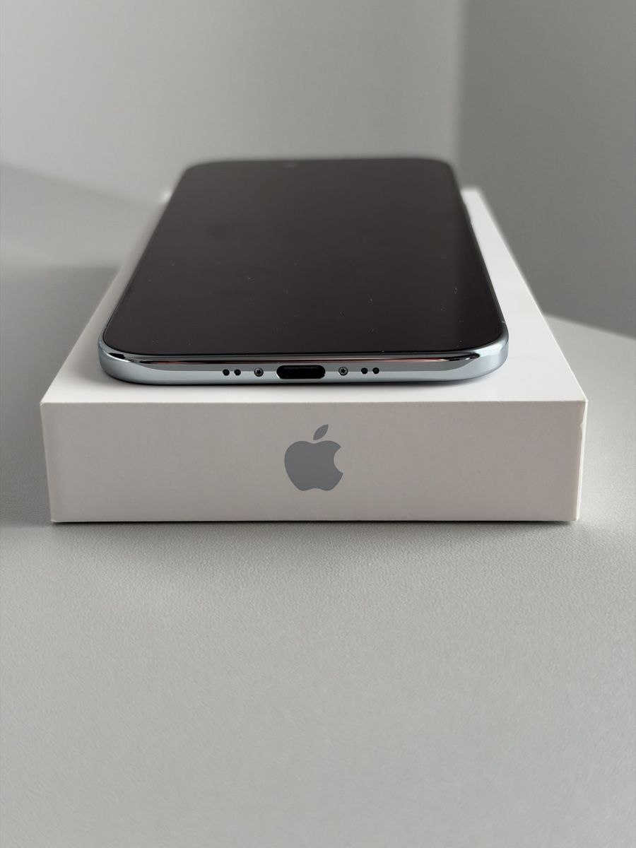 Apple Handys / Smartphones: iPhone Air 256GB Sky Blue – Gebraucht aus Züberwangen von naef_97 3
