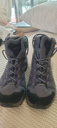 Lowa Damenwanderschuhen 38