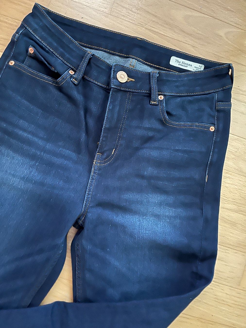 Jeans: 2 Paar Jeans – Usato da Klingnau venduto da Bigik 2