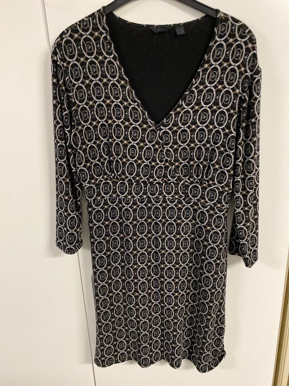 Vestiti: 7/8 Ärmel Kleid Gr. 42/44 – Usato da Biel-Benken BL venduto da PANORMUS
