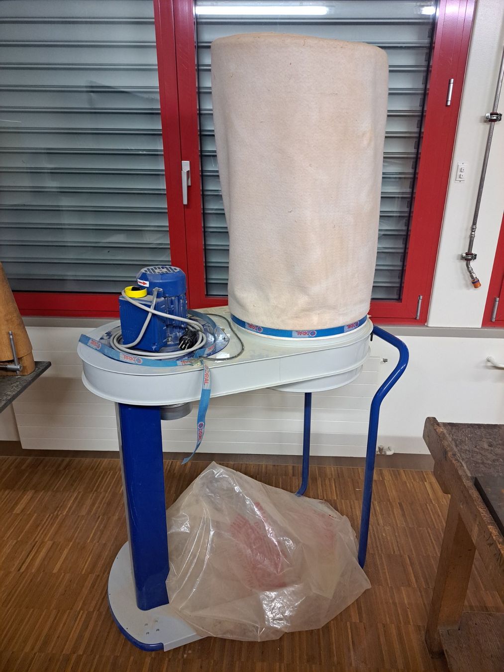 Tutte le macchine: Absauganlage – Usato da Bäretswil venduto da luk.be