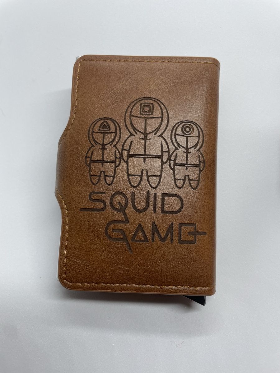 Altro in  Abbigliamento & Accessori: Cardholder Squidgame – Nuovo e nell'imballaggio originale da thun venduto da CrackNorris 1