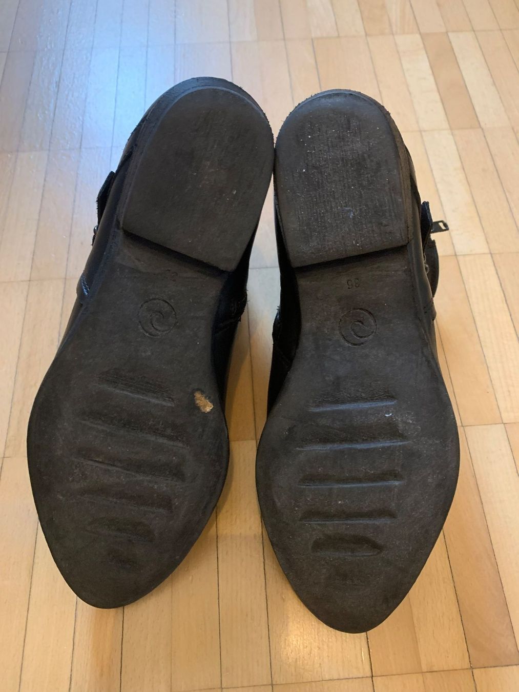 Chaussures femmes: Stile Moda Stiefelleten Grösse 36 – D'occasion à Dänikon ZH par Smiline 3