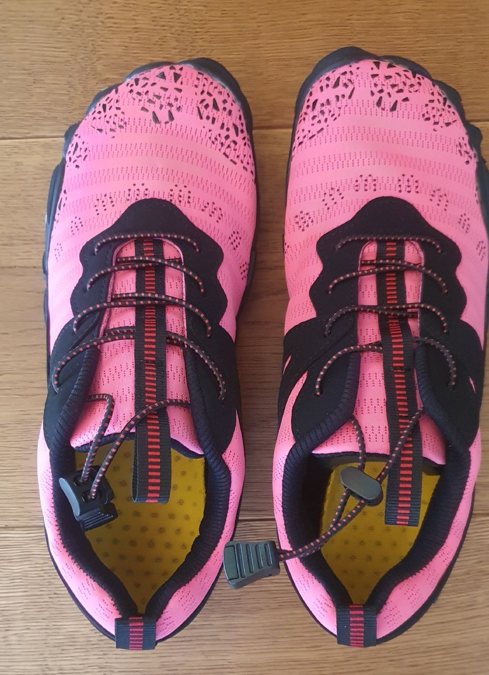 Scarpe da uomo: Barfussschuhe pink schwarz Grösse 40 – Nuovo e nell'imballaggio originale da Summaprada venduto da swiss4860