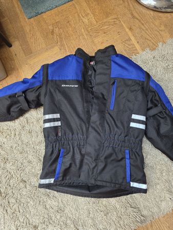 Kinder Motorradjacke DRIVE schwarz blau Groesse 146-152 
