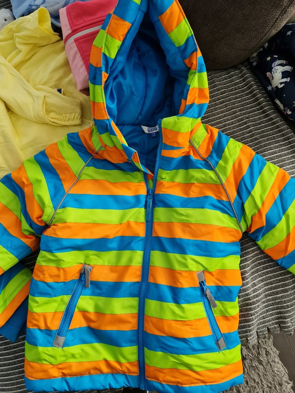 Giacche: Jacke – Usato da Ehrendingen venduto da Ince2016