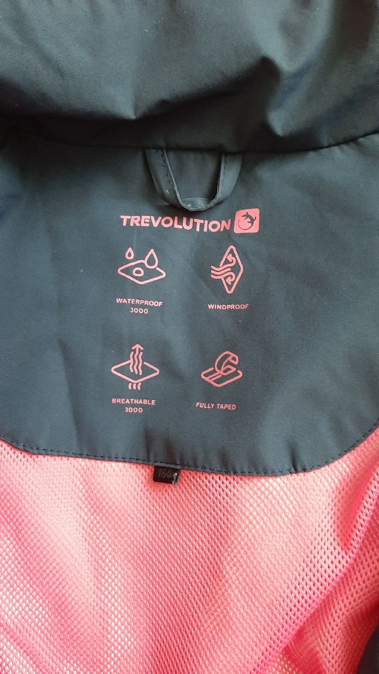 Trevolution Giacche & Cappotti: Trevolution Regenjacke/Windjacke Grösse 164 – Usato da Dübendorf venduto da Luuuusmeitli12 1