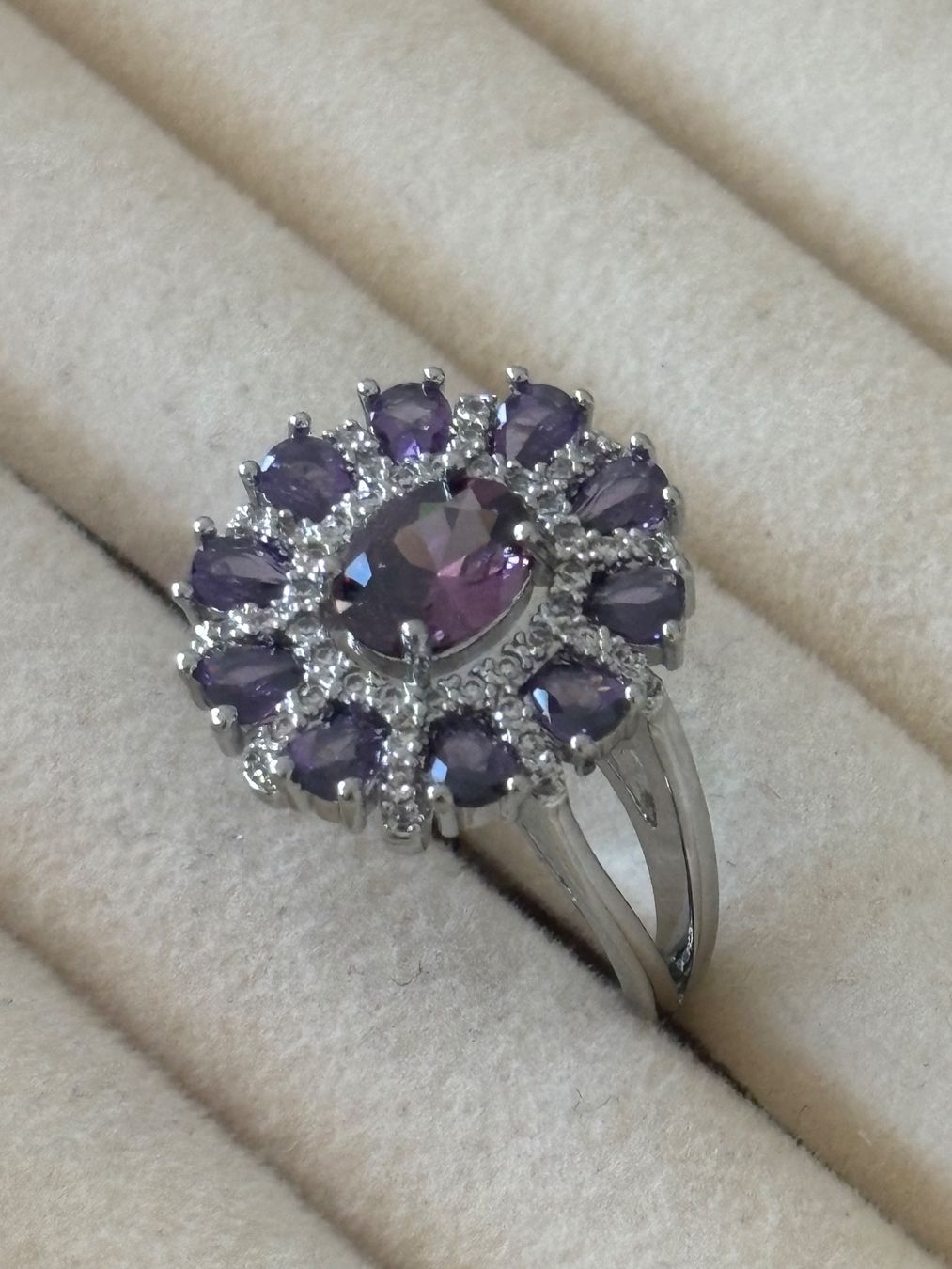 Ringe: Luxus Elegante Gr.19/9 Ring Farbe: Silber/Lilas – Neu (gemäss Beschreibung) aus Biel-Bienne von Roserosse13