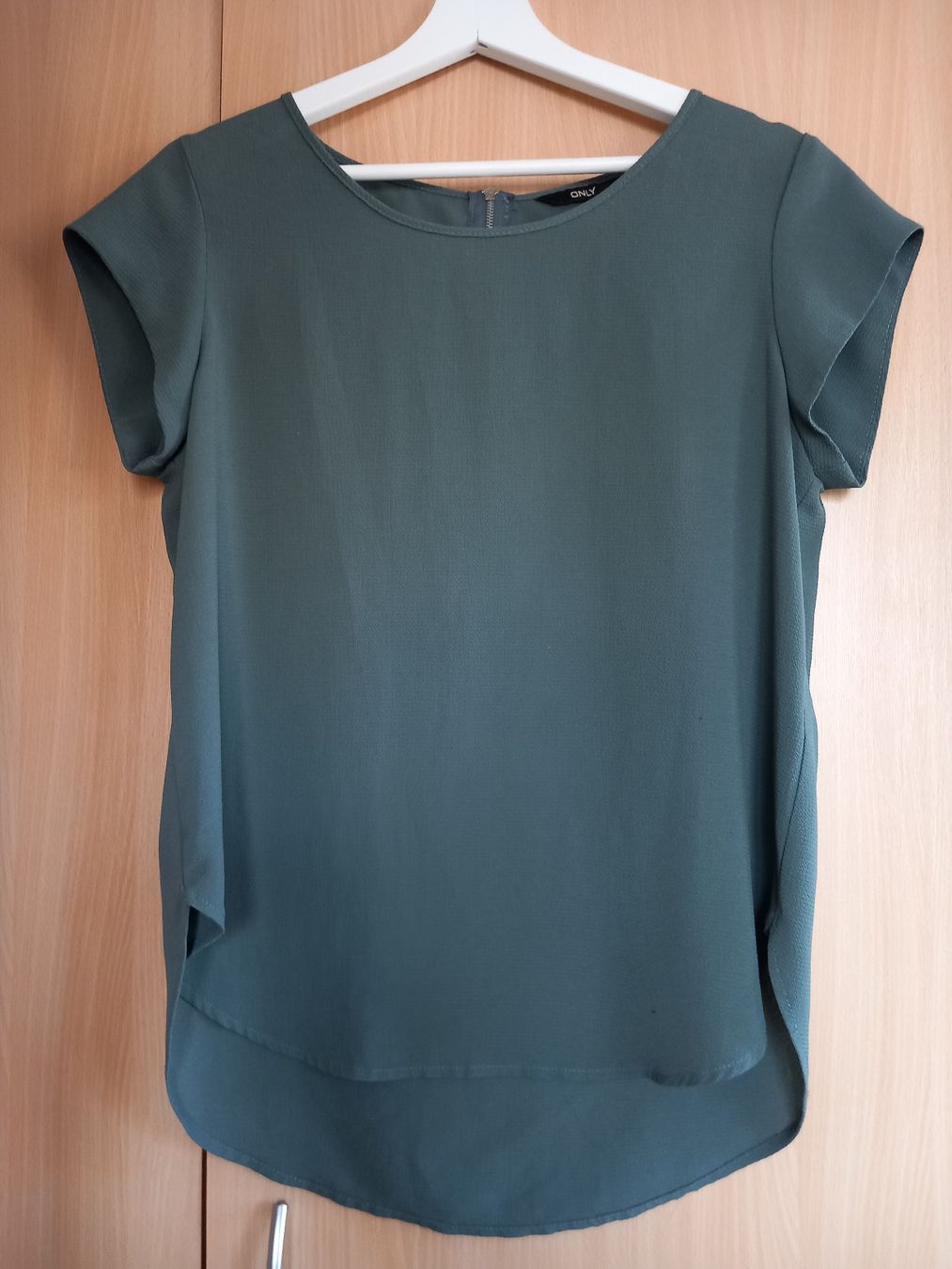 Only T-shirt: Haut vert ONLY Taille 36 – Usato da Faoug venduto da per_kp6r
