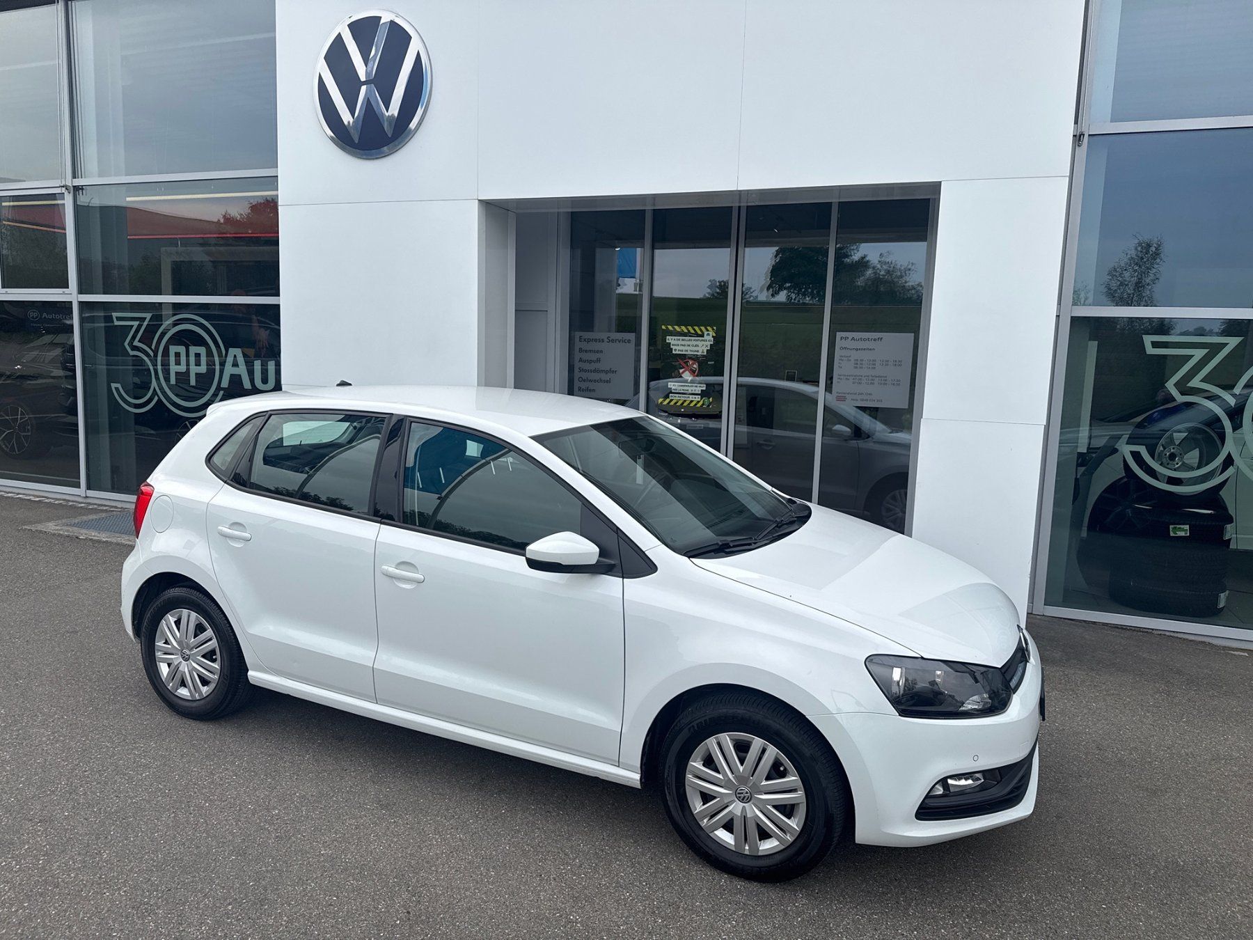 VW Autos: VW Polo/1.0MPI/Handschaltung/Frontantrieb – Gebraucht aus Wittenbach von rommel33