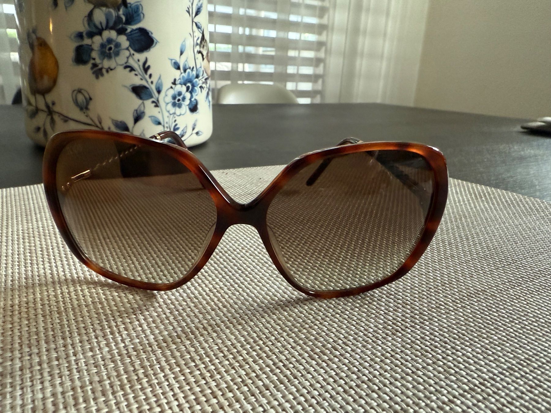 Tod'S Occhiali & Lenti: Tod’s Sonnenbrille mit Leder – Nuovo e nell'imballaggio originale da Kilchberg ZH venduto da SVDV 1