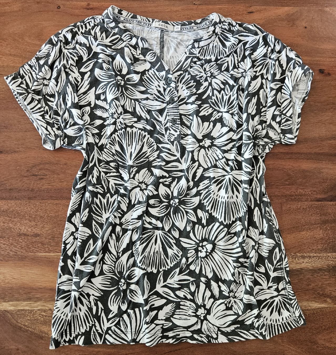Cecil T-shirts: Damenshirt Gr XS – D'occasion à Wattwil par Belinda98