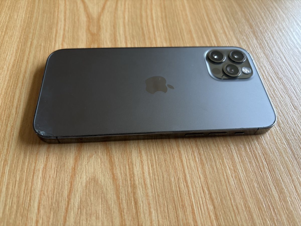Apple Telefoni cellulari / Smartphones: iPhone 12 Pro 256 GB – Usato da Ibach venduto da Stoffli 3