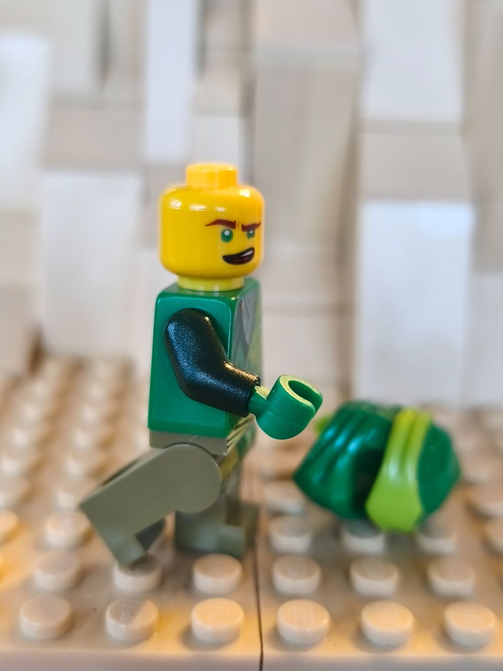 Lego Kit di costruzioni: Lego NINJAGO Lloyd  (njo0715) – Usato da Tavannes venduto da Xeney 1