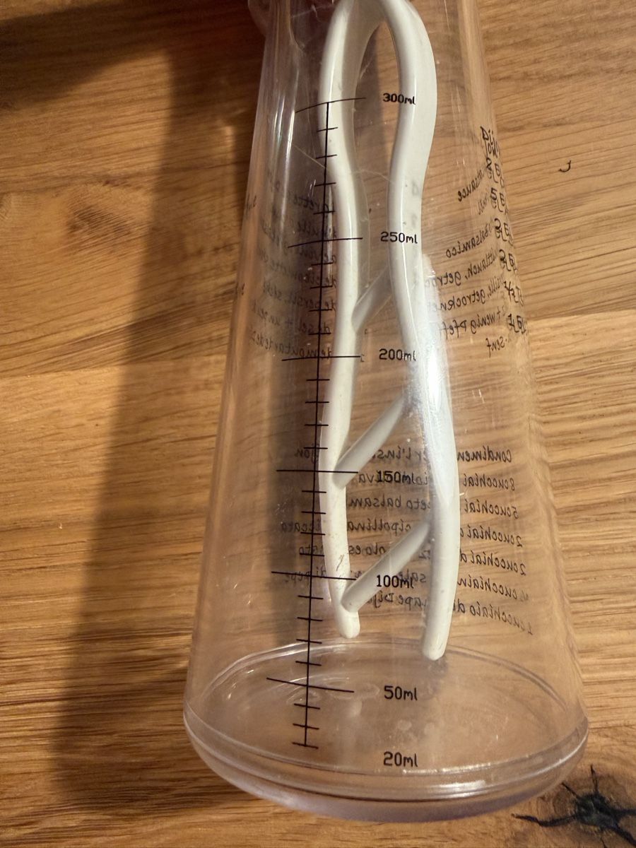 Elettrodomestici da cucina: Praktischer Salatsaucen-Mixer – Usato da Lengnau BE venduto da most45 1