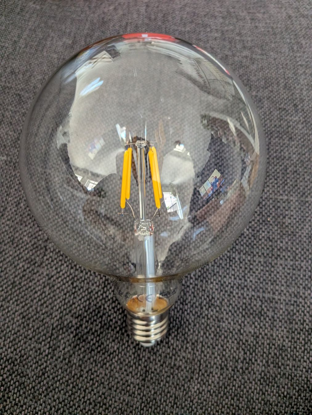 Ikea Lampade: IKEA LED2119G3 E27 – Usato da Frauenfeld venduto da Marzia.M