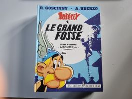 BD Astérix Le Grand Fossé, en très bon état