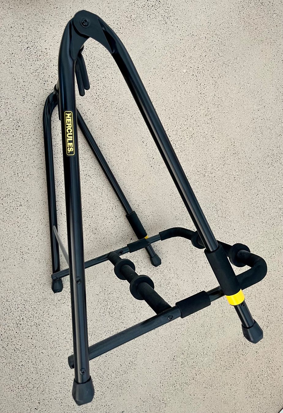 Supporti per strumenti musicali & leggii: Hercules Gitarrenständer – Usato da Zürich venduto da mic_xbn9 1