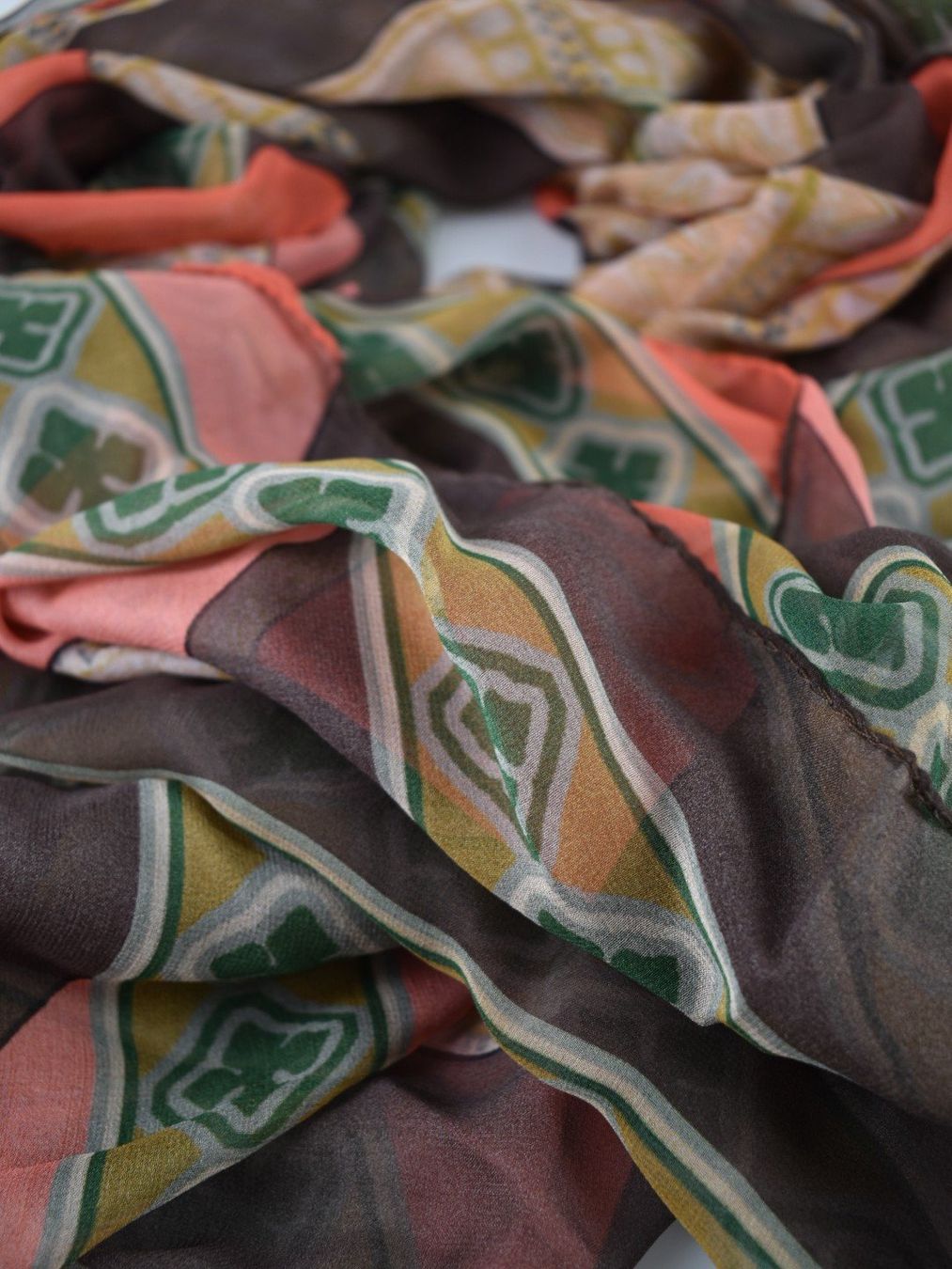 Aigner Foulards, Tücher & Schals: Aigner Seiden Foulard – Gebraucht aus Nürensdorf von 2ND_STORY 2