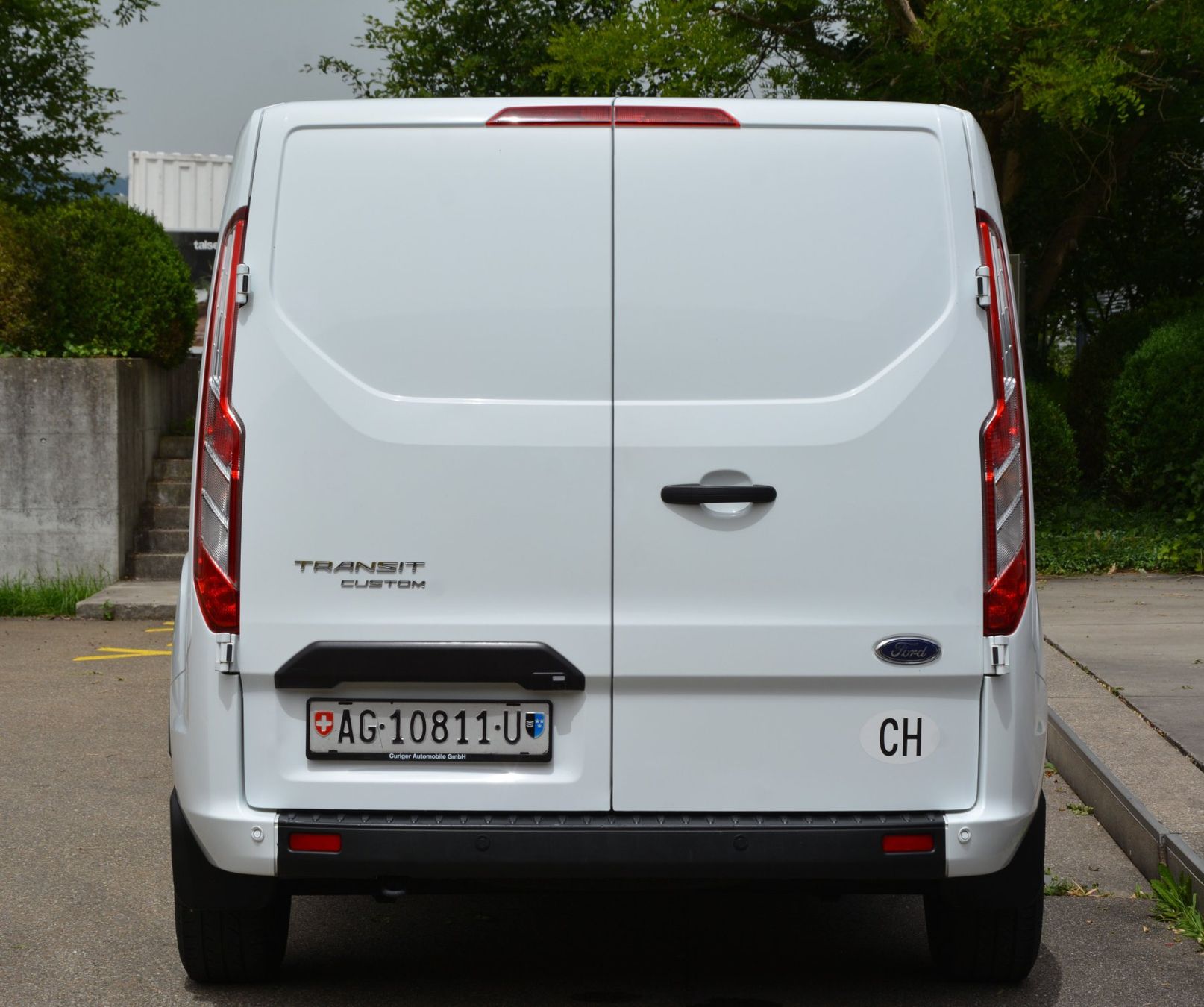 Ford Veicoli commerciali: FORD Transit Custom Van 300 L2H1 Trend A – Usato da Oberkulm venduto da Curiger-Automobile 3
