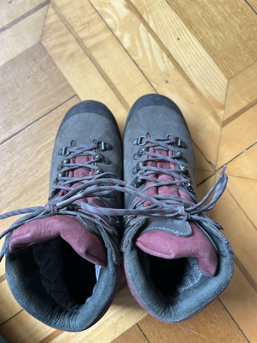 Hanwag Chaussures femmes: Damen Wanderschuhe Gore-Tex Gr. 39 Hanwag – D'occasion à Basel par isa_8h8b 1