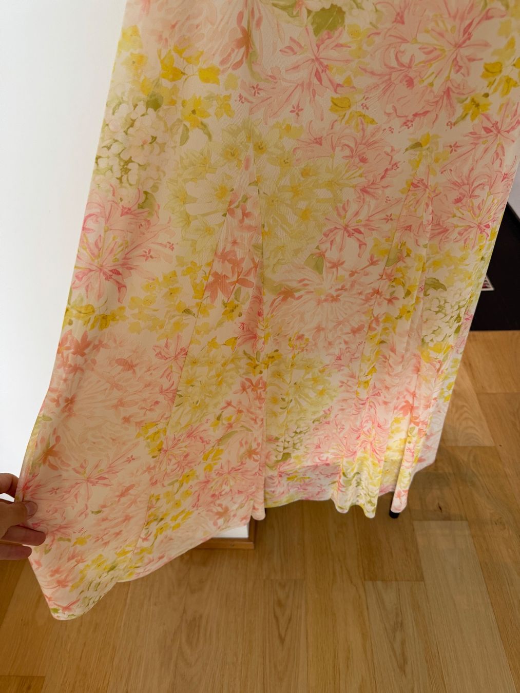 H&M Vestiti: Sommerliches Maxikleid mit Blumenmuster, Grösse M – Usato da Zürich venduto da rahelitas 5