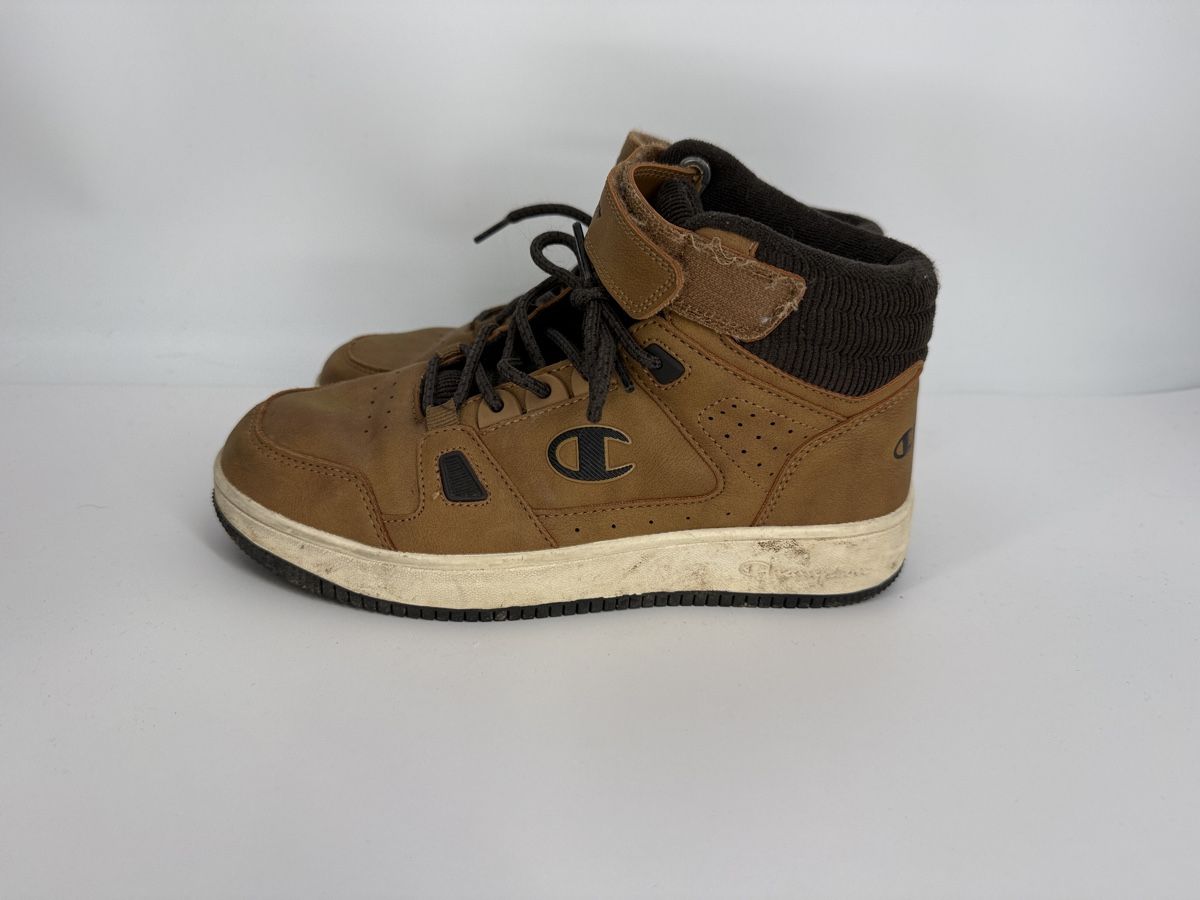 Champion Scarpe da uomo: Champion High-Top Sneaker Gr. 36 – Usato da Auenstein venduto da moin.