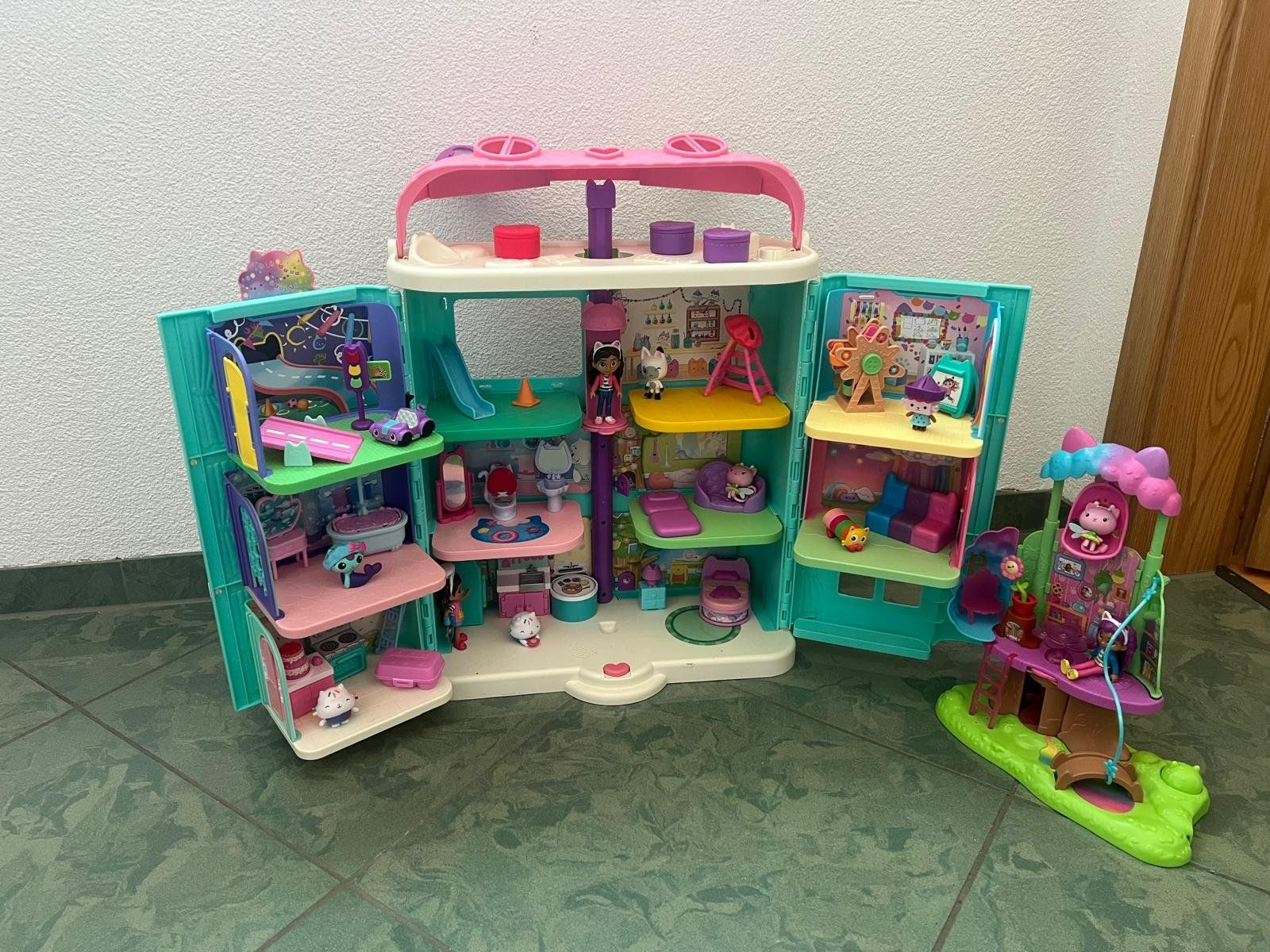 Case e mobili per bambole: Gabbys Dollhouse – Usato da Veltheim AG venduto da ngc_xg6n