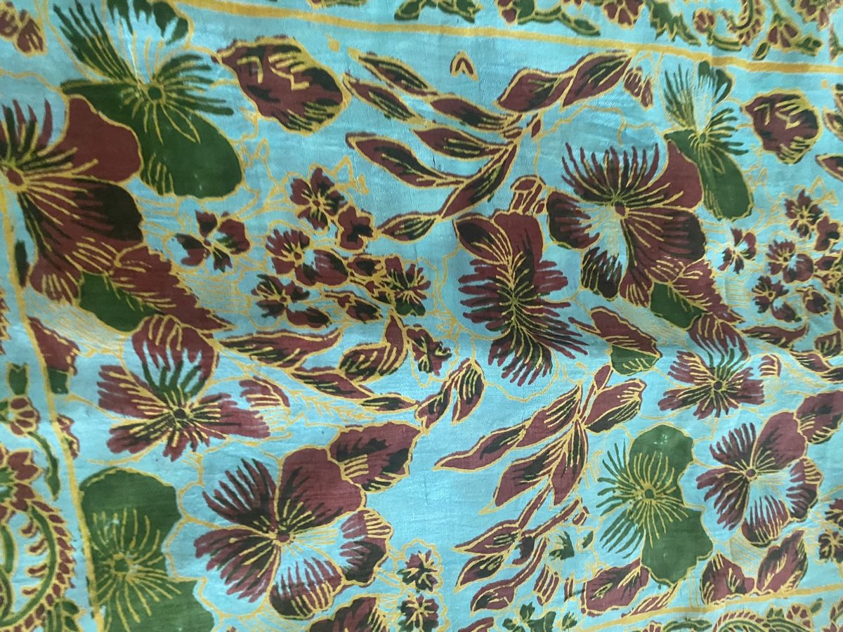 Foulard & Sciarpe: Seiden Schal 🌸 – Usato da Opfikon venduto da Luis144 1