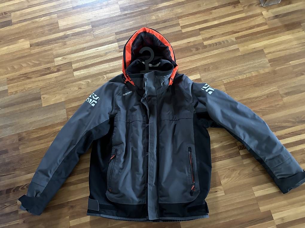 Giacche: Regenjacke grösse L – Usato da Langendorf venduto da Tbejda 2