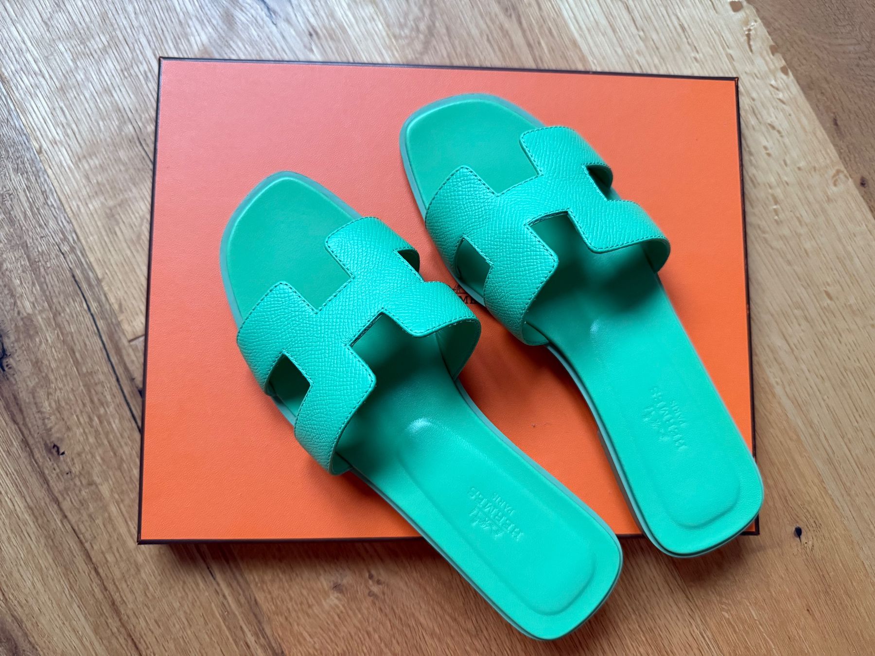 Hermès Scarpe da donna: Hermès Oran Sandalen, Grösse 37 – Usato da Ettingen venduto da cla_526w