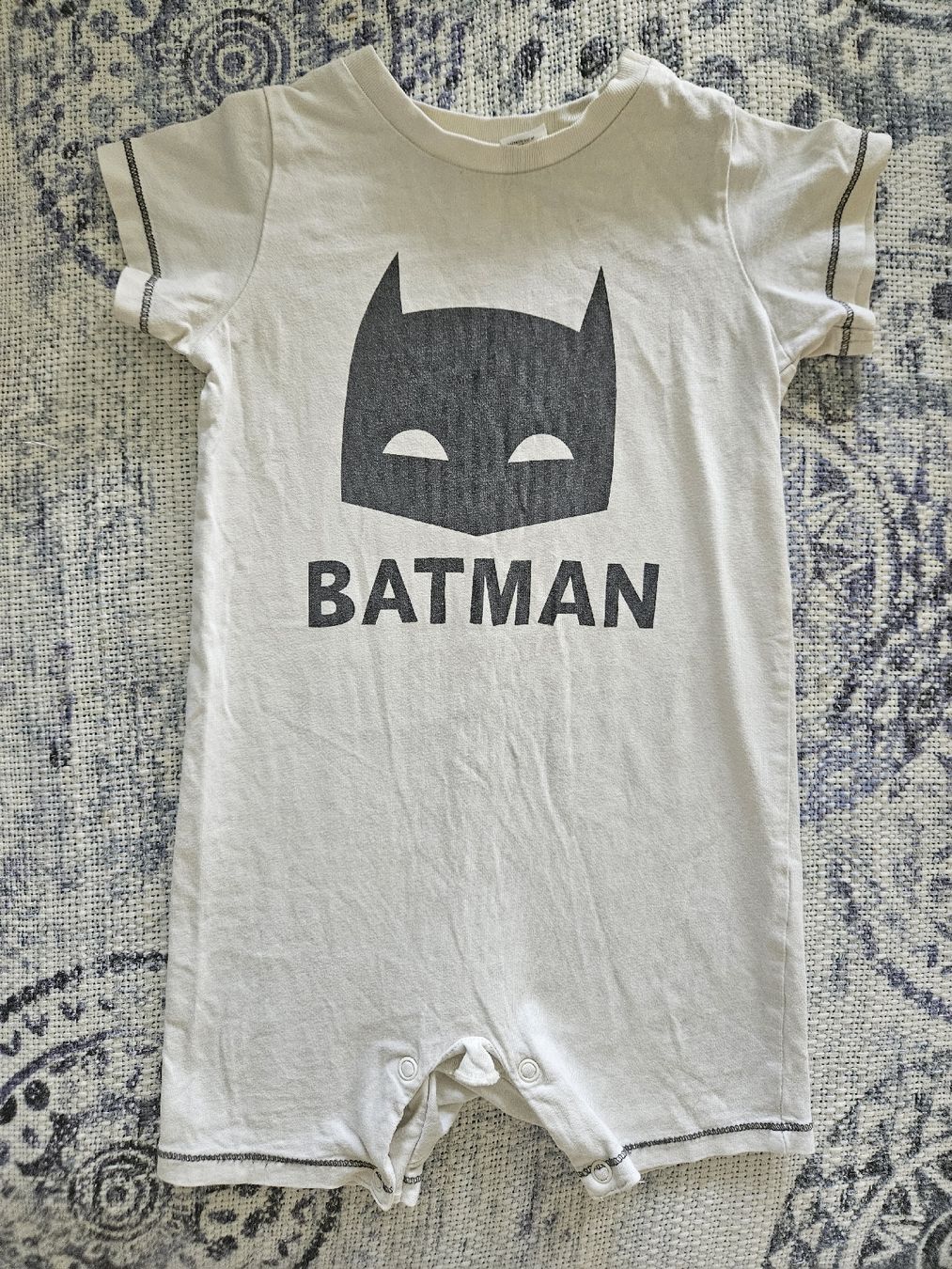 H&M Pagliaccetti: Kurzer Strampler Batman 80 – Usato da Zürich venduto da Kris8050