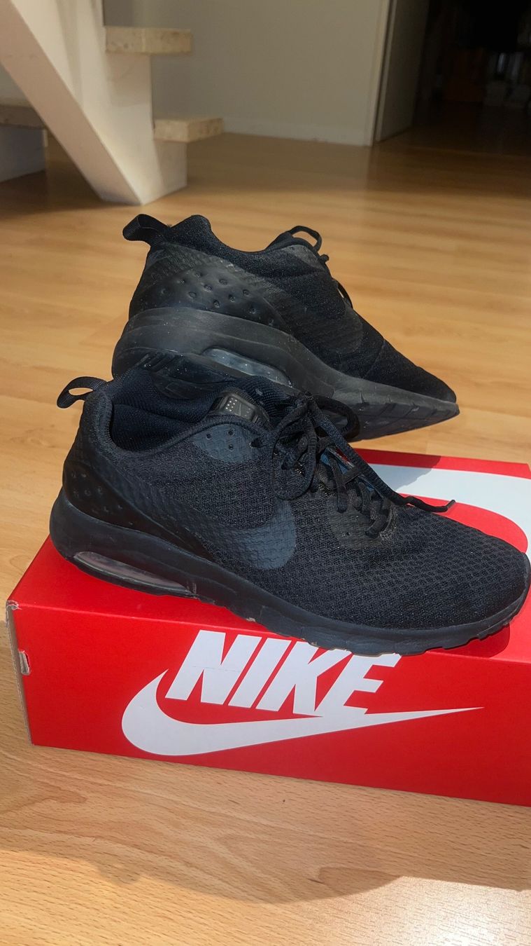 Nike Scarpe da uomo: Nike Air – Usato da Oberwil b. Zug venduto da jer_k6v2