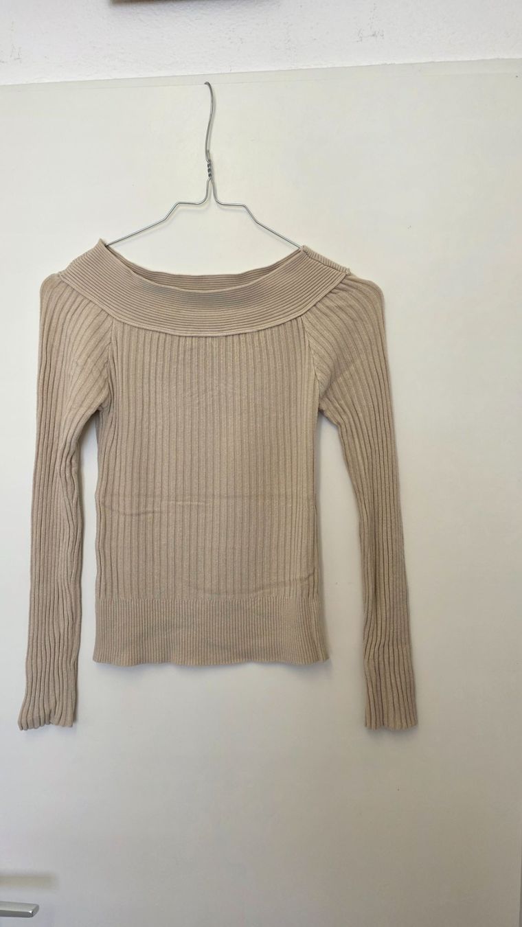 Pulls & Sweat-shirts: trendiger Pullover aus weichem Rippstrick von Rinascimento – D'occasion à Dübendorf par Jolenia 1