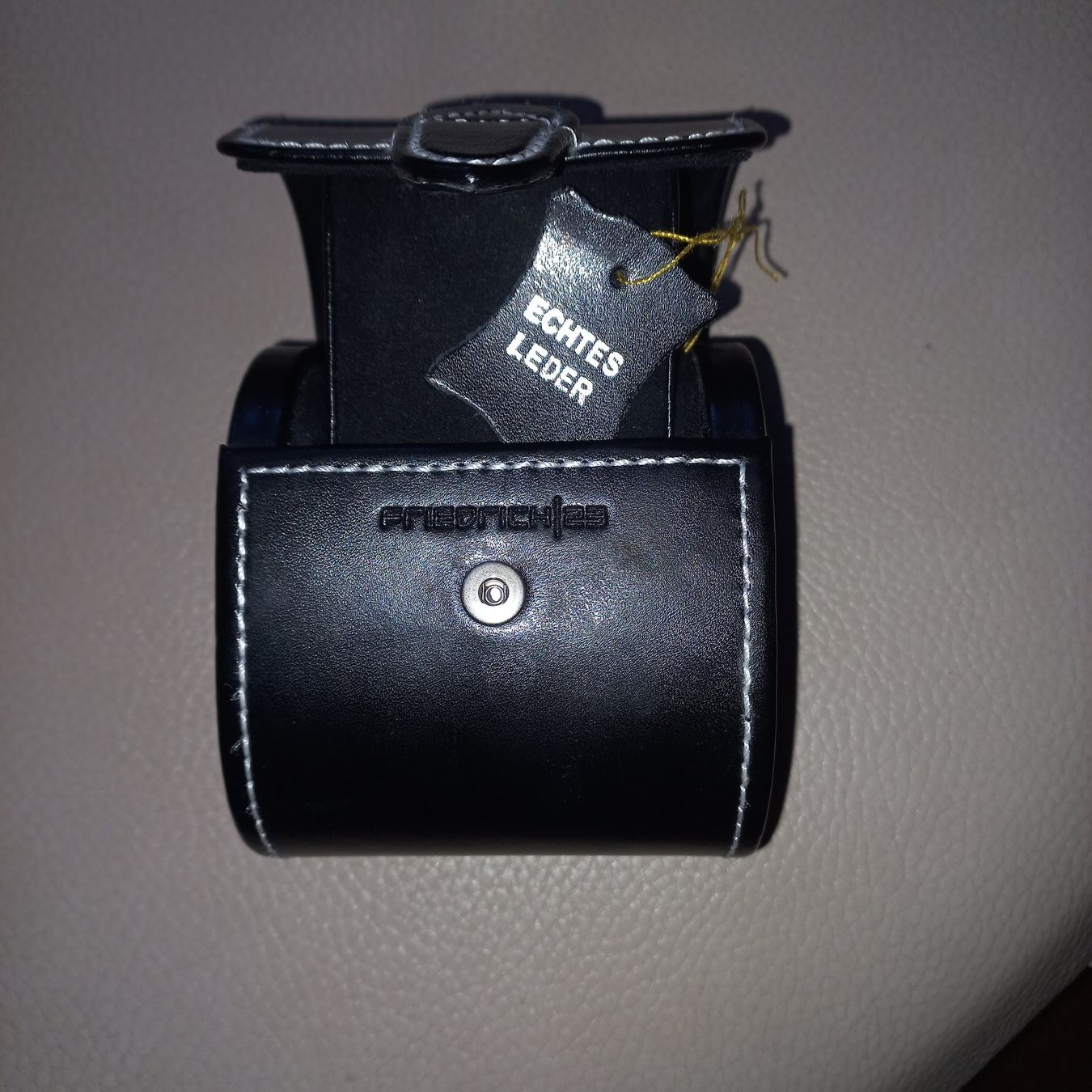 Uhrenboxen: Uhrenrolle *Echtleder – Gebraucht aus Niederhelfenschwil von pyr_n8bb 1
