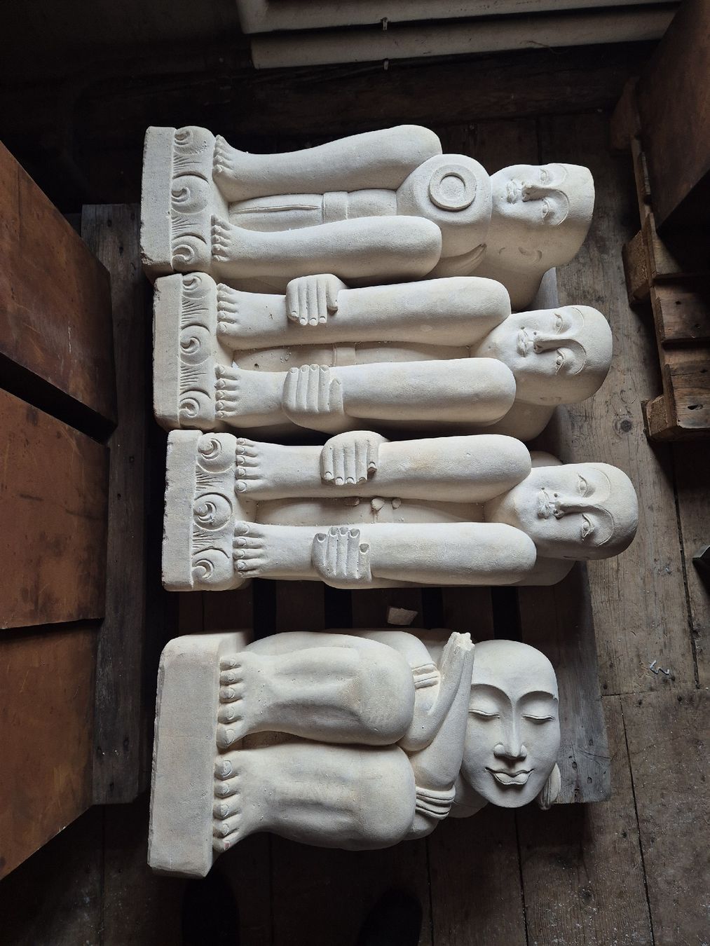 Alle Dekorationen: Thailändische Stein- /Dekofiguren – Gebraucht aus Oberägeri von Kenwood4 1