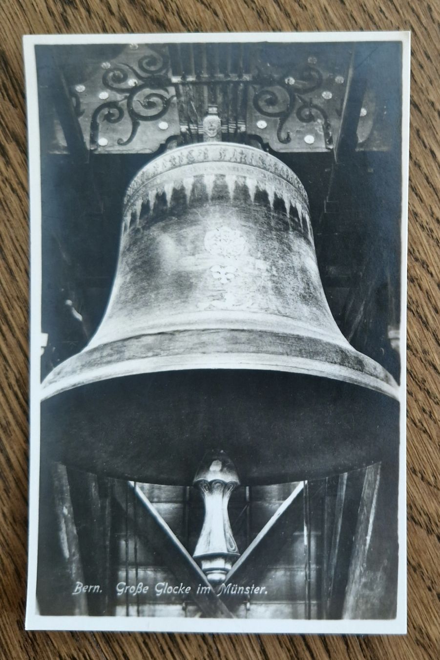 Cartes postales: Grosse Glocke, Berner Münster – D'occasion à Ebikon par Donar50