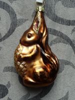 Eichhörnchen mit Tannzapfen Christbaumschmuck
