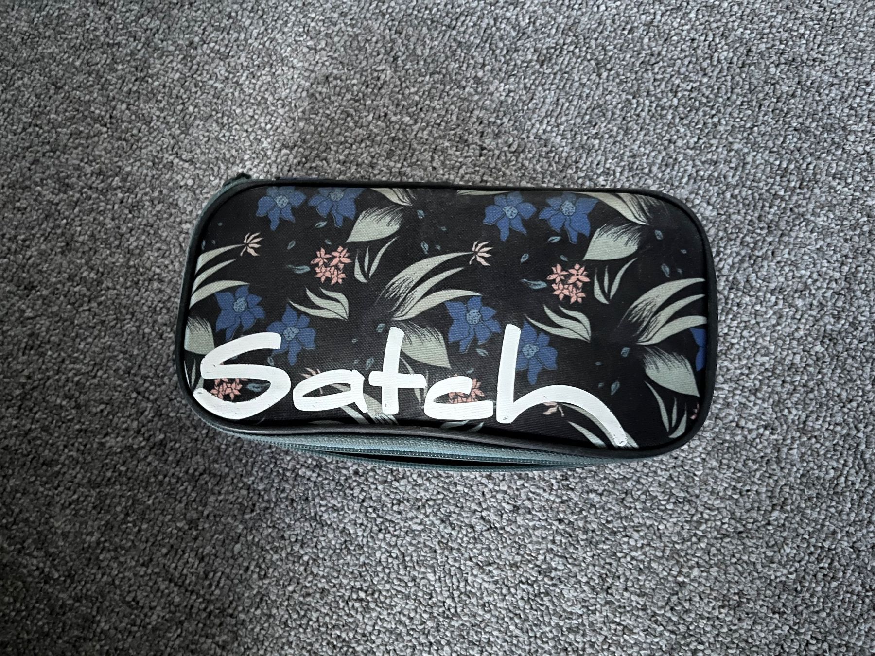Satch Plumiers: Satch Etui – D'occasion à Sulgen par Costadi