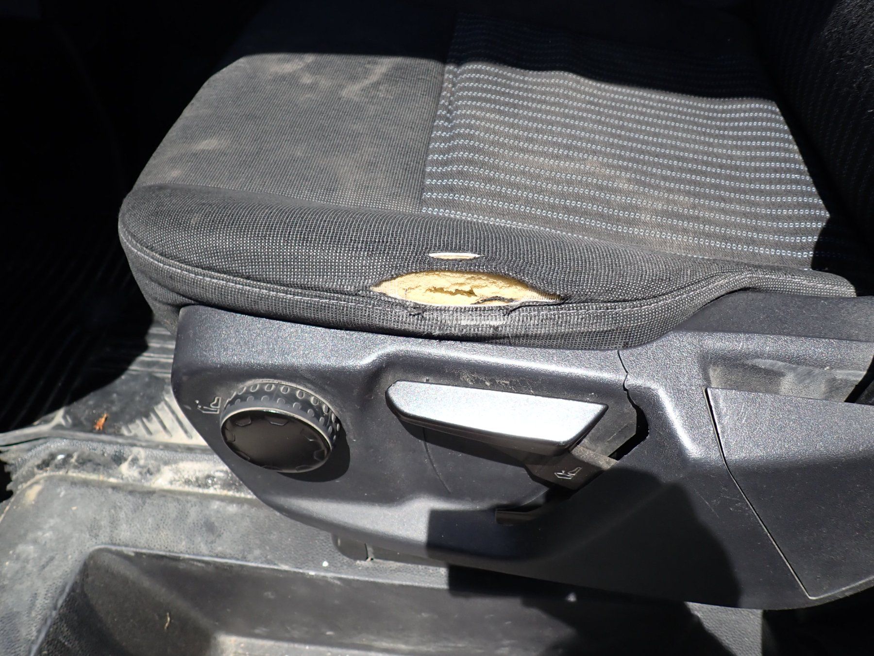 Ford Nutzfahrzeuge: Ford Transit Custom – Gebraucht aus Fribourg von OFAIL 7