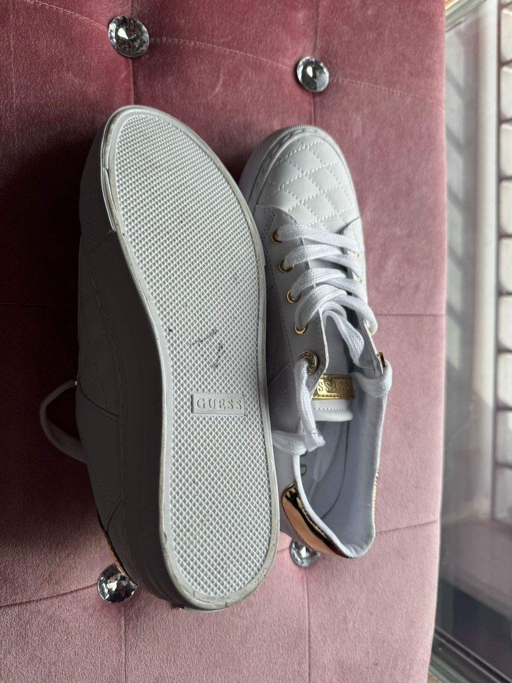 Guess Scarpe da donna: Guess Damenschuhe – Nuovo (secondo la descrizione) da Lupfig venduto da Pluribus 1
