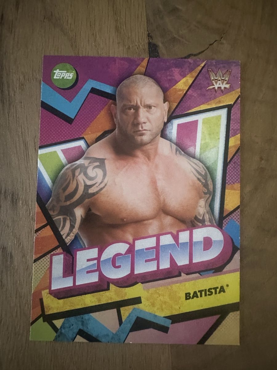 Topps Carte collezionabili: Batista WWE Legend Topps Karte – Nuovo (secondo la descrizione) da Luzern venduto da LuzernTCGLab