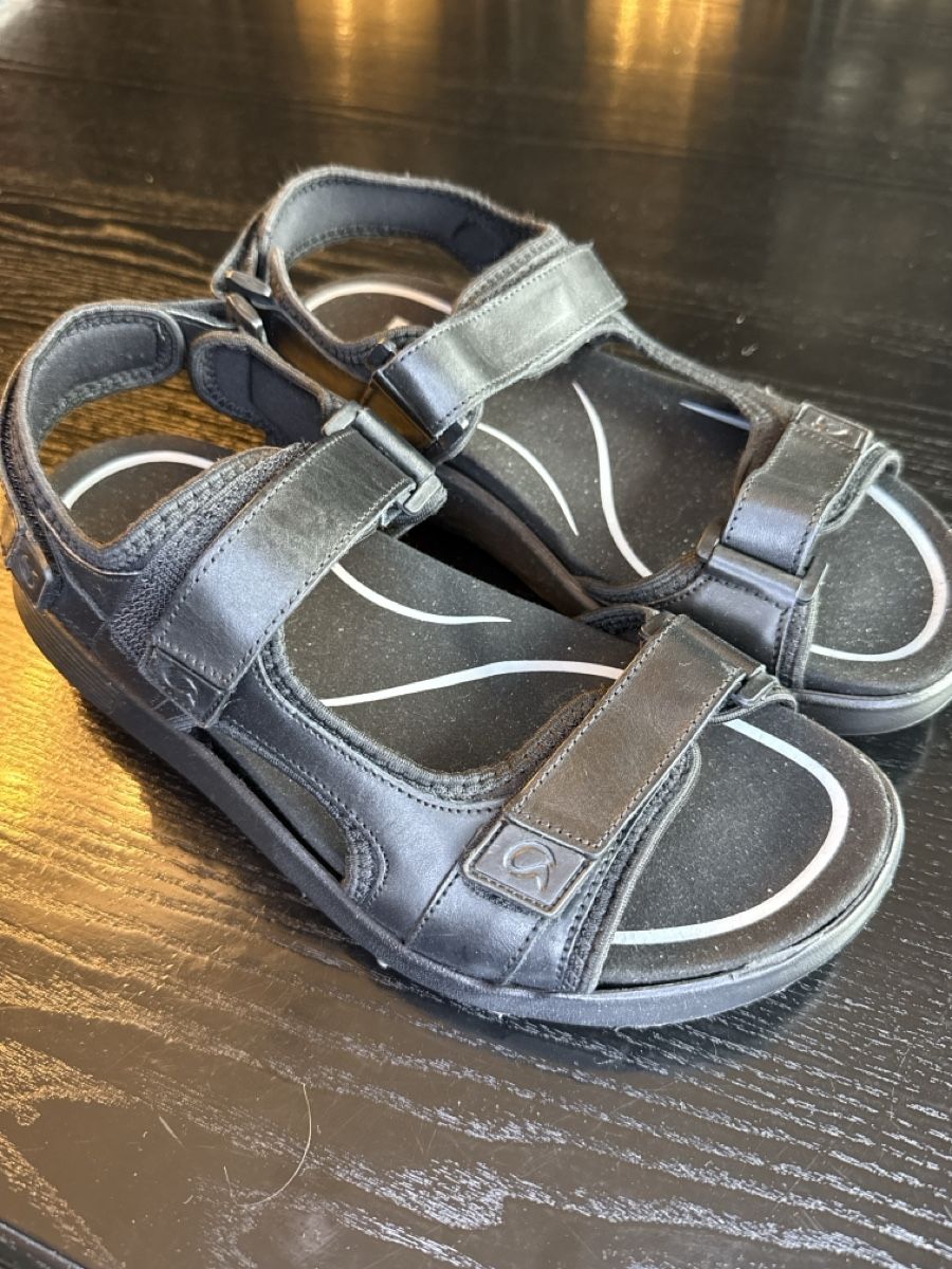 Ara Scarpe da uomo: Sandales ara 42 neuf – Nuovo (secondo la descrizione) da la chaux de fonds venduto da netspockette