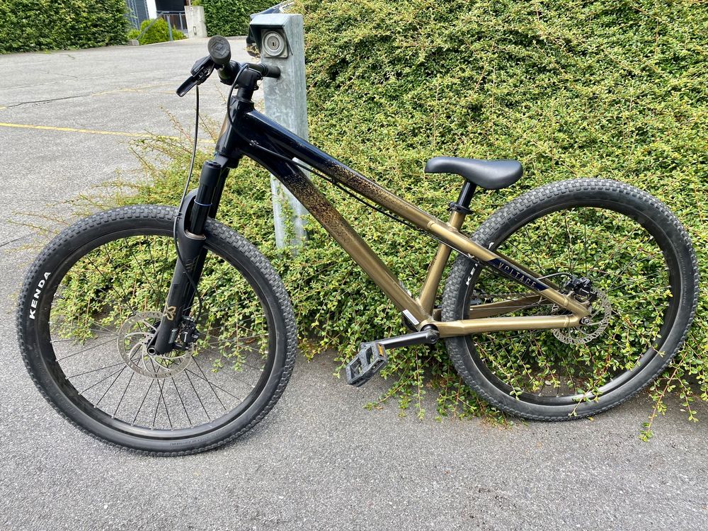 Scott voltage shop dirt jumper