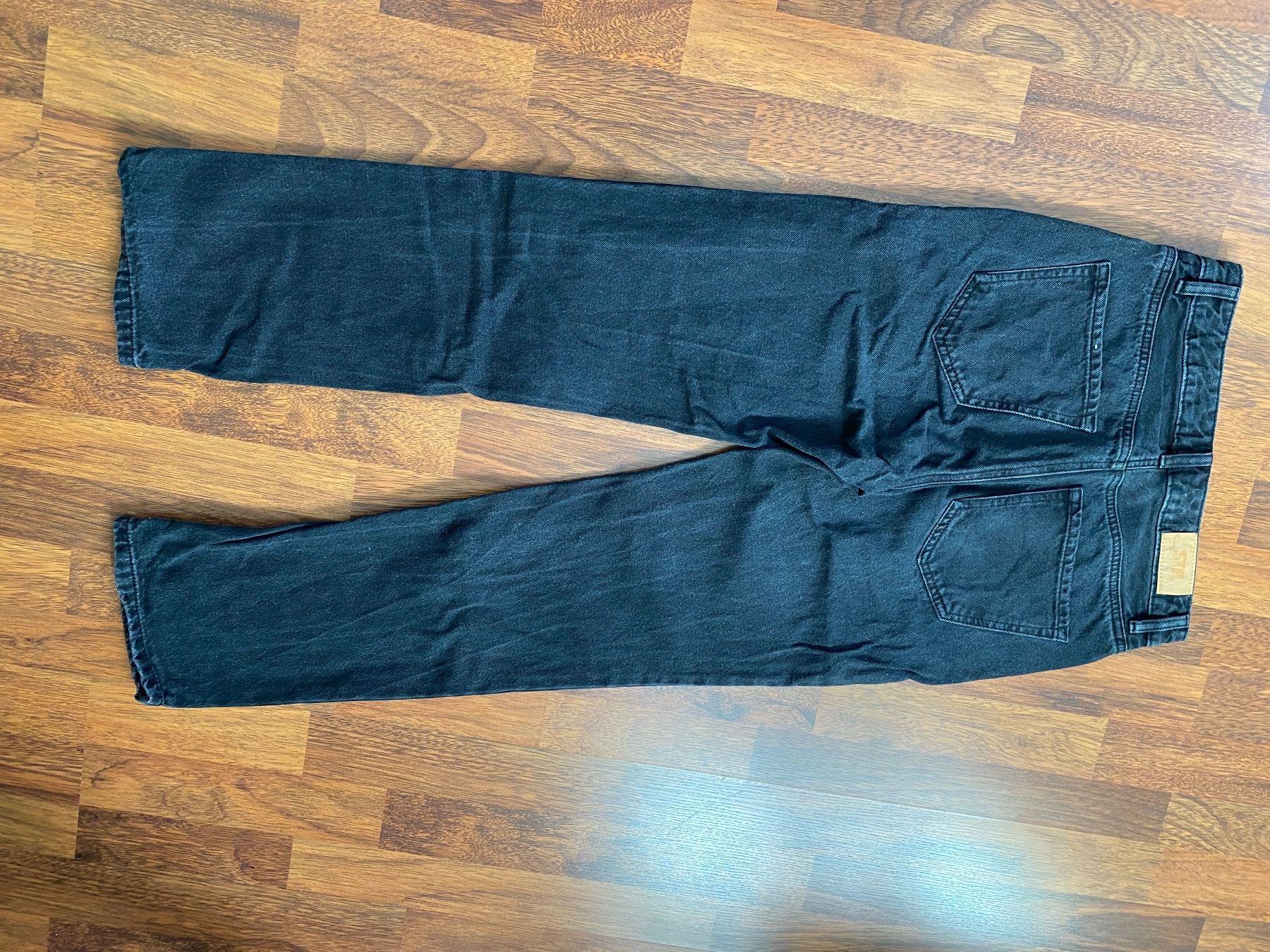 Stradivarius Jeans: Schwarze Jeans Stradivarius Gr. 36 – Usato da Stadel b. Niederglatt venduto da sandart 3