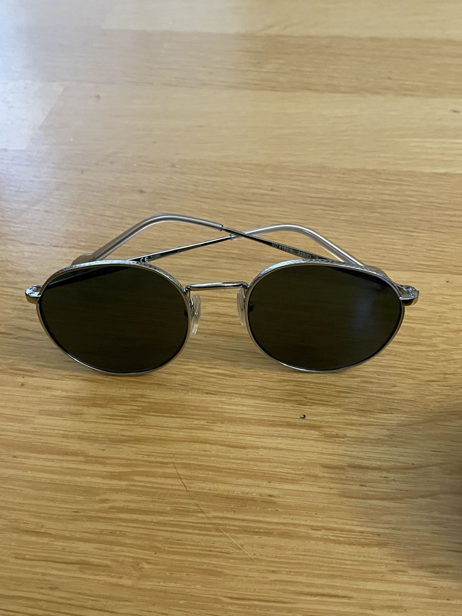 Vogue Occhiali & Lenti: Sonnenbrille Vogue – Usato da Oberwil BL venduto da tomoag
