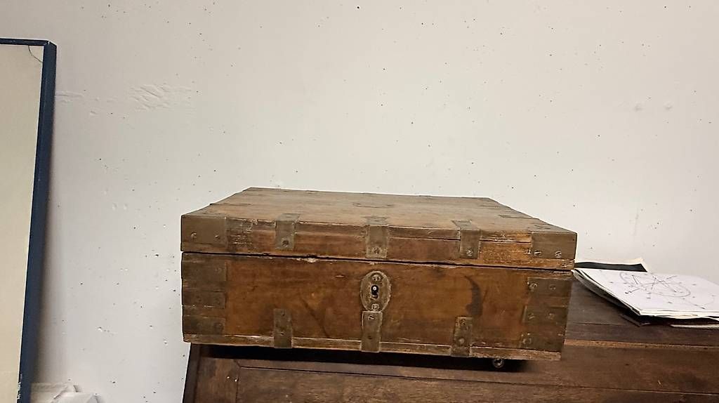 Cassapanche: Coffre ancien, bois et metal – Usato da Rüschlikon venduto da Vista148 1
