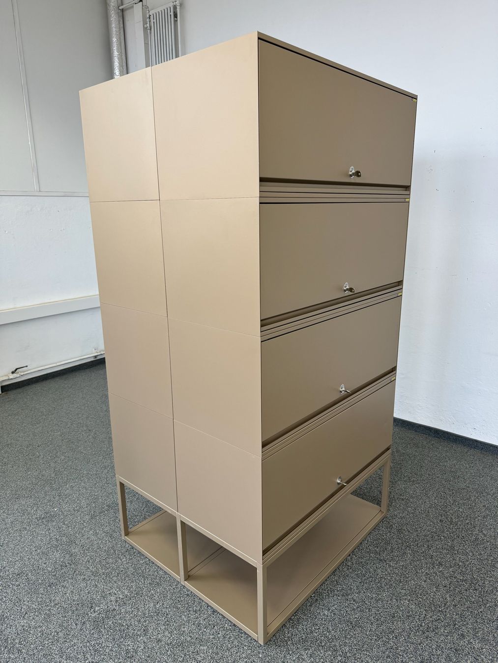 Lista Banconi: Lista Office LO Locker mit 8 Fächern zweiseitig – Usato da Schönenwerd venduto da mcofficeshop 8