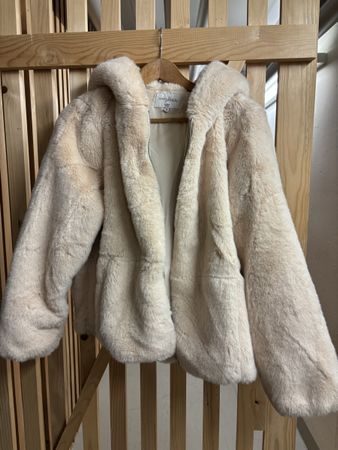 Kunstpelzjacke Gerda Lewis mit Kapuze