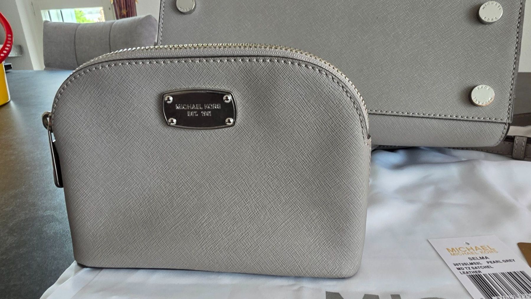 Michael Kors Borse da donna: Michael Kors Selma grau/silber – Usato da konolfingen venduto da Azzaro 2